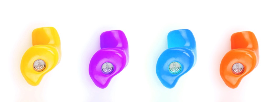 Различни цветове персонални тапи за уши